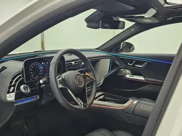 2025 Mercedes-Benz E-Класс с пробегом 2 588 км