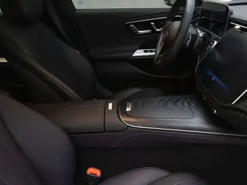 2025 Mercedes-Benz E-Класс с пробегом 17 848 км