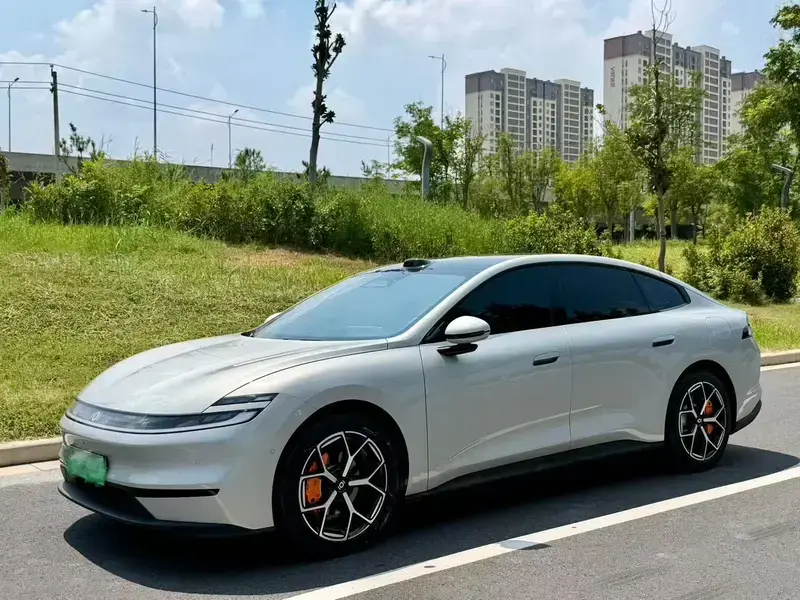 2026 Changan Qiyuan A06 с пробегом 4 000 км
