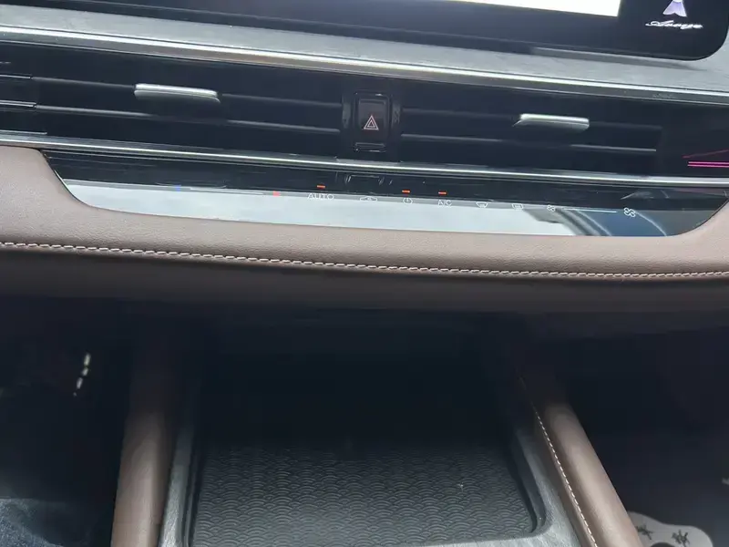 2023 Chery Arrizo 8 Pro с пробегом 23 000 км