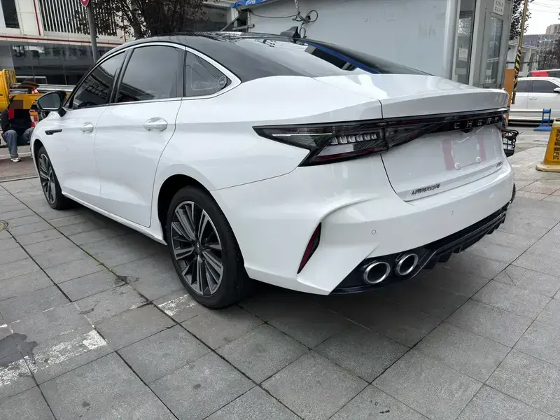2024 Chery Arrizo 8 Pro с пробегом 15 000 км