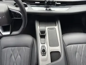 2024 Chery Arrizo 8 Pro с пробегом 15 000 км