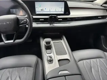 2024 Chery Arrizo 8 Pro с пробегом 15 000 км