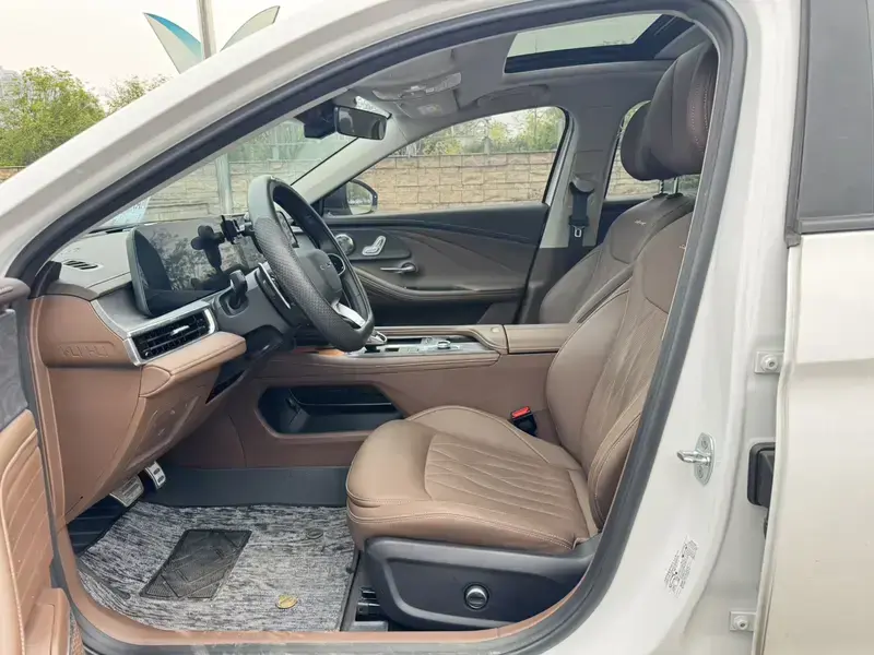2024 Chery Arrizo 8 Pro с пробегом 33 000 км