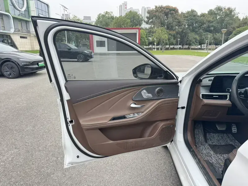2024 Chery Arrizo 8 Pro с пробегом 33 000 км