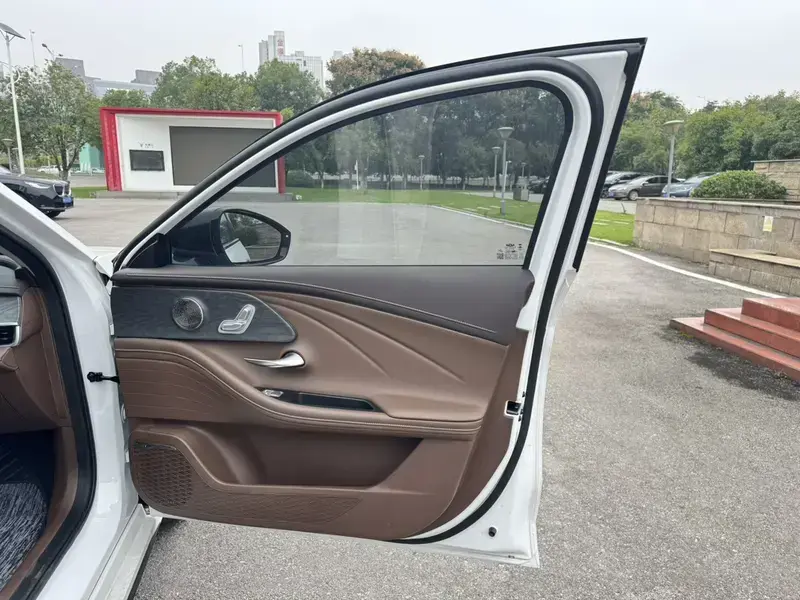 2024 Chery Arrizo 8 Pro с пробегом 33 000 км