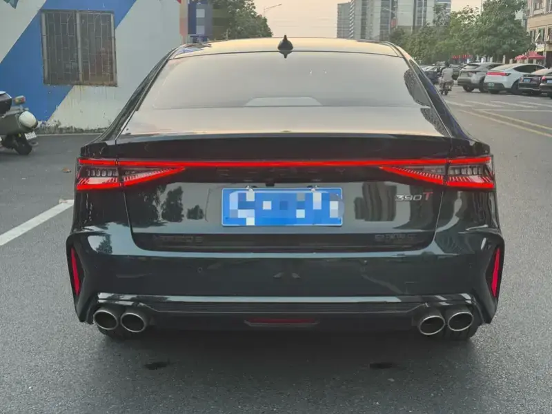 2024 Chery Arrizo 8 Pro с пробегом 13 000 км