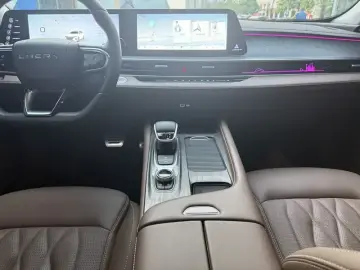 2024 Chery Arrizo 8 Pro с пробегом 13 000 км