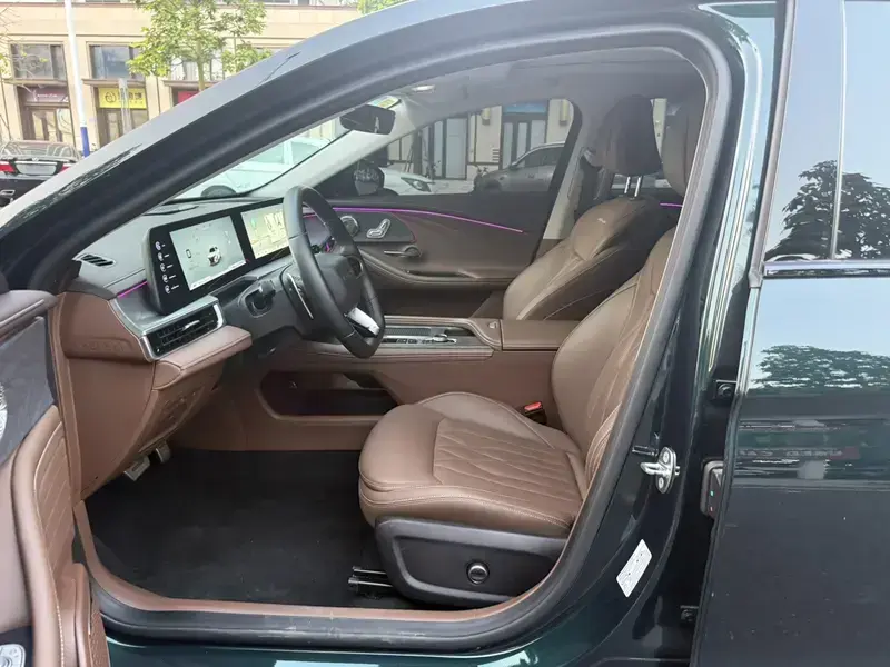 2024 Chery Arrizo 8 Pro с пробегом 13 000 км