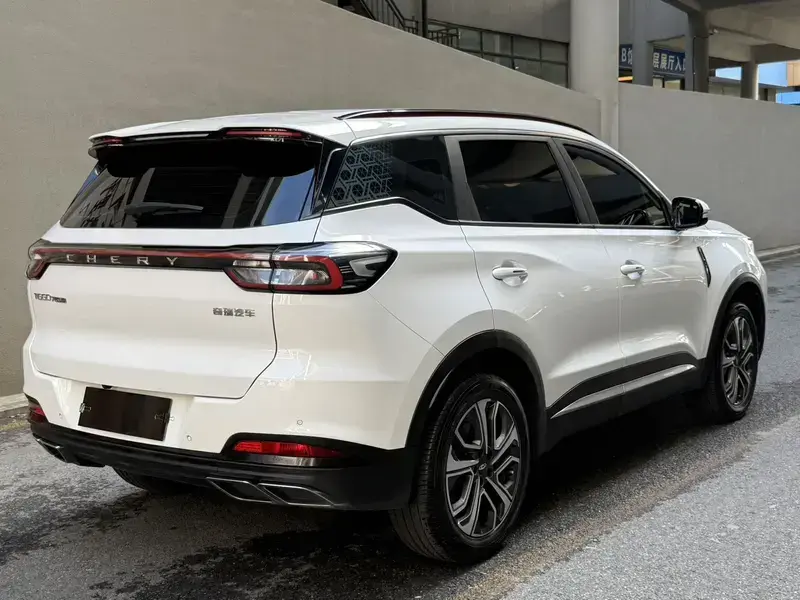 2023 Chery Tiggo 7 Plus с пробегом 17 000 км