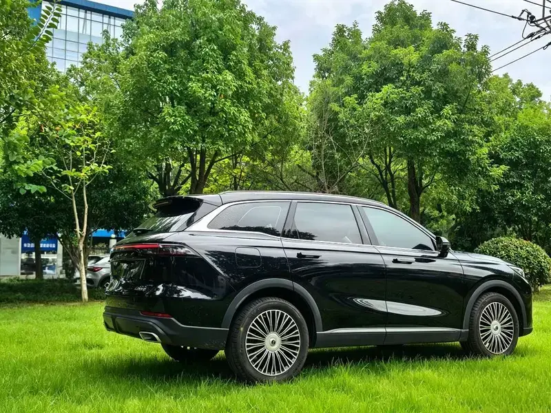 2024 Chery Tiggo 8L с пробегом 4 000 км
