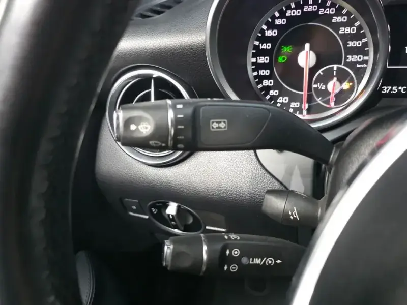 2012 Mercedes-Benz SLK-Класс с пробегом 184 640 км