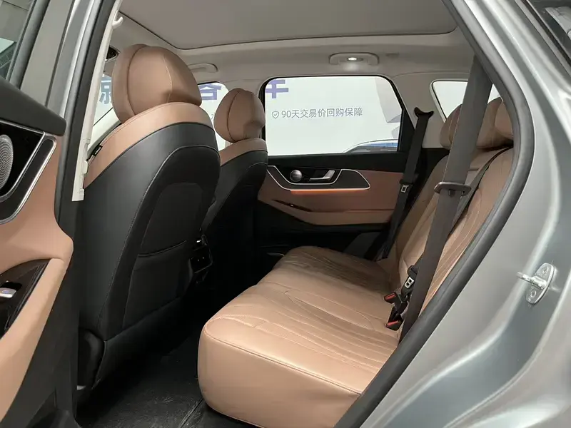 2024 Chery Tiggo 8L с пробегом 11 900 км