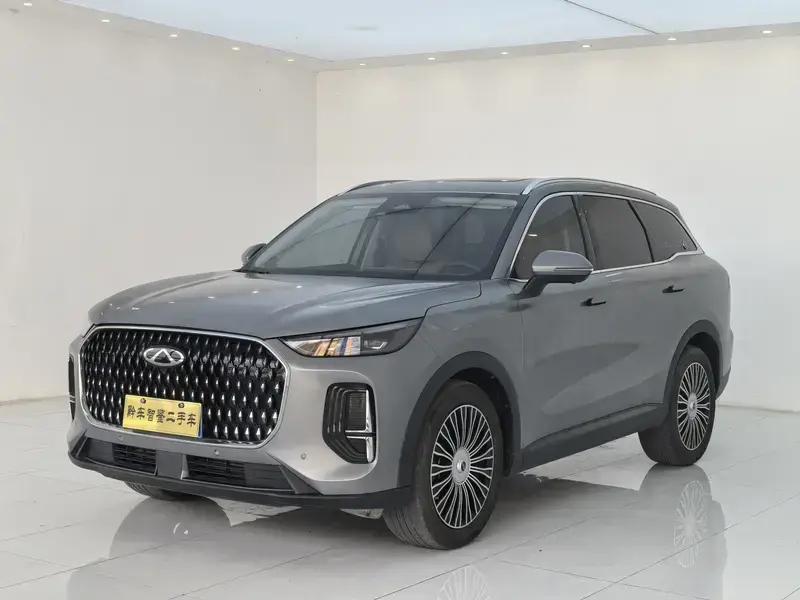 2024 Chery Tiggo 8L с пробегом 38 000 км