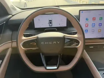 2024 Chery Tiggo 8L с пробегом 8 900 км