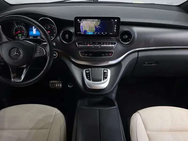 2021 Mercedes-Benz V-Класс с пробегом 72 237 км