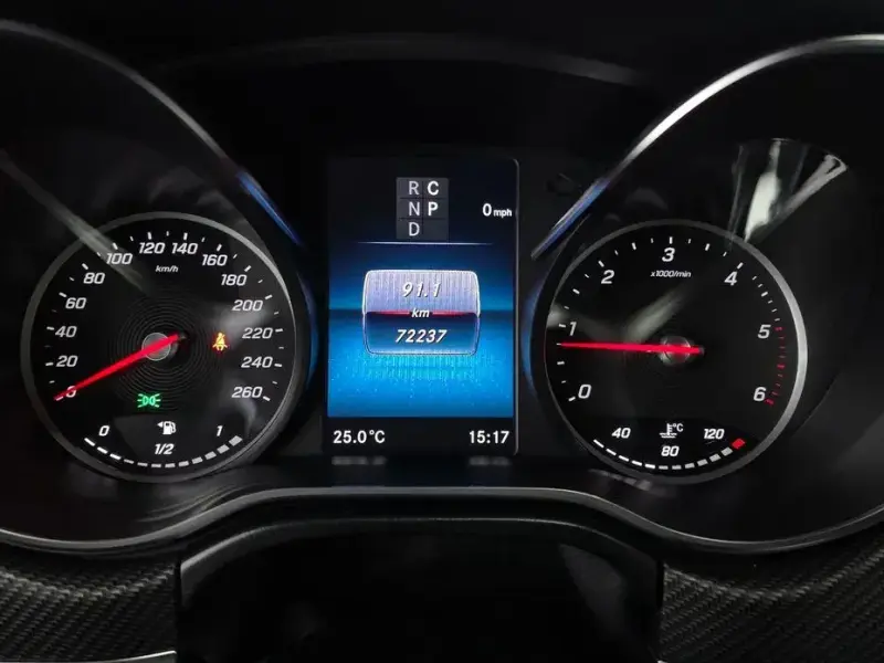 2021 Mercedes-Benz V-Класс с пробегом 72 237 км