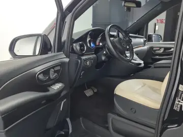 2021 Mercedes-Benz V-Класс с пробегом 72 237 км