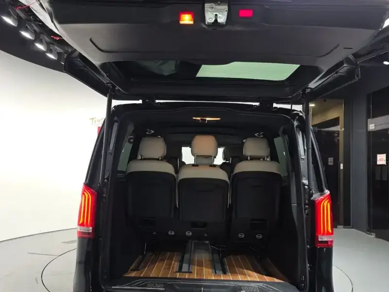 2021 Mercedes-Benz V-Класс с пробегом 72 237 км