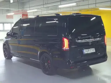 2022 Mercedes-Benz V-Класс с пробегом 90 430 км