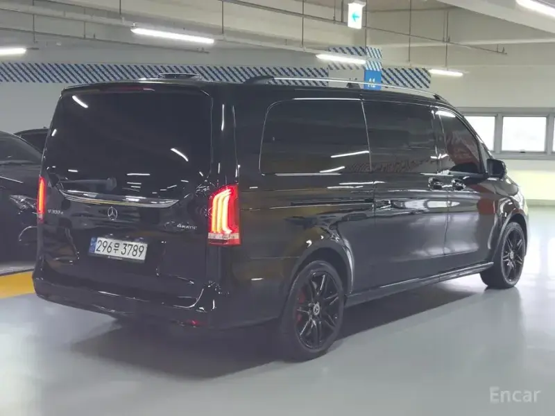 2022 Mercedes-Benz V-Класс с пробегом 90 430 км