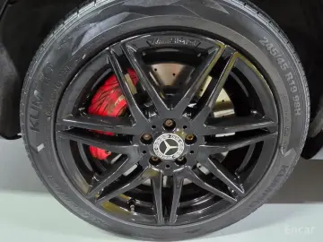 2022 Mercedes-Benz V-Класс с пробегом 90 430 км