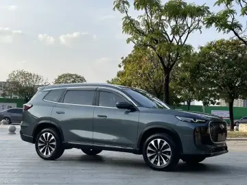 2025 Chery Tiggo 8 Plus с пробегом 10 000 км