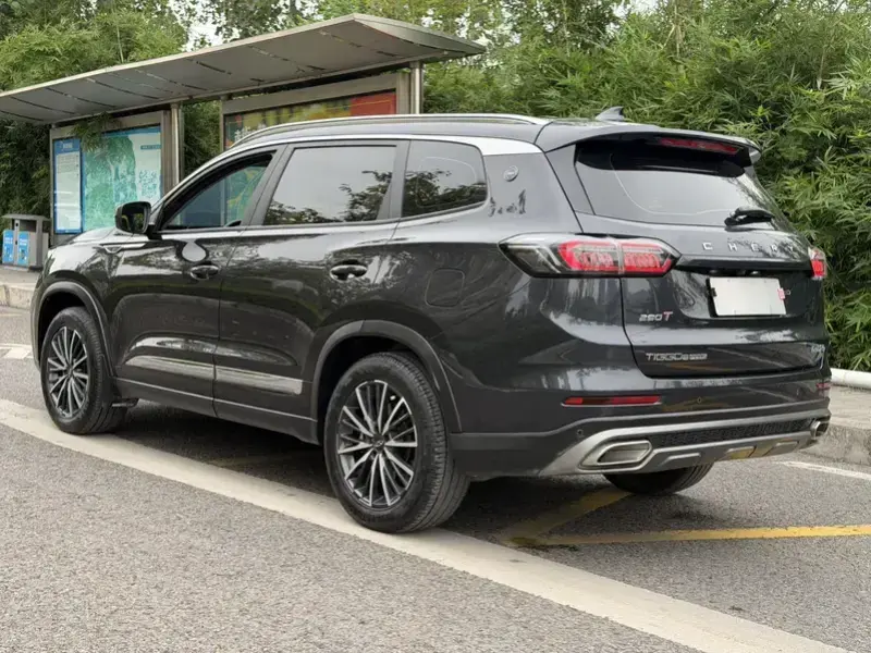 2024 Chery Tiggo 8 Plus с пробегом 42 400 км