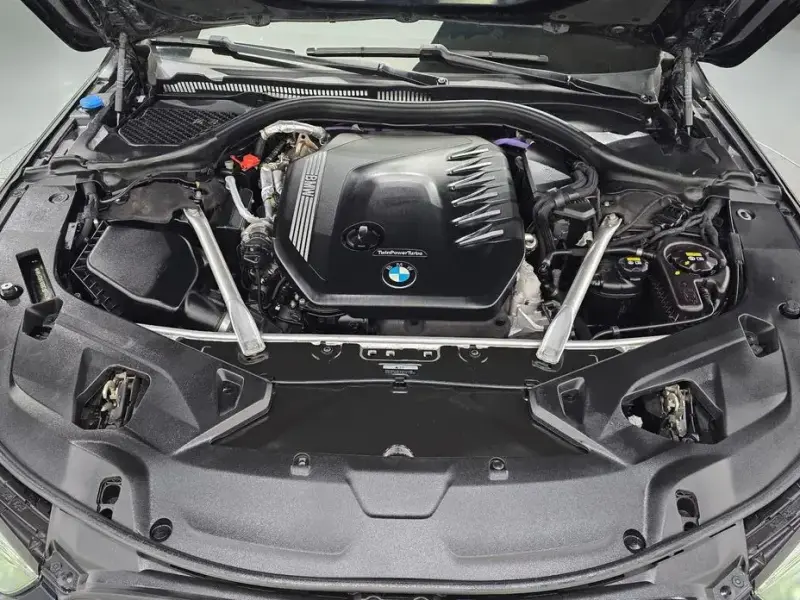 2021 BMW 8 серии с пробегом 147 496 км