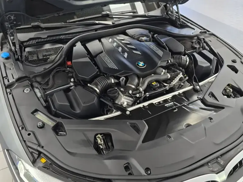 2022 BMW 8 серии с пробегом 25 963 км
