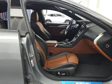 2022 BMW 8 серии с пробегом 25 963 км