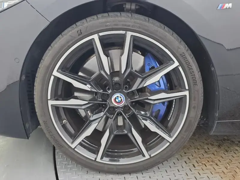 2022 BMW 8 серии с пробегом 22 997 км