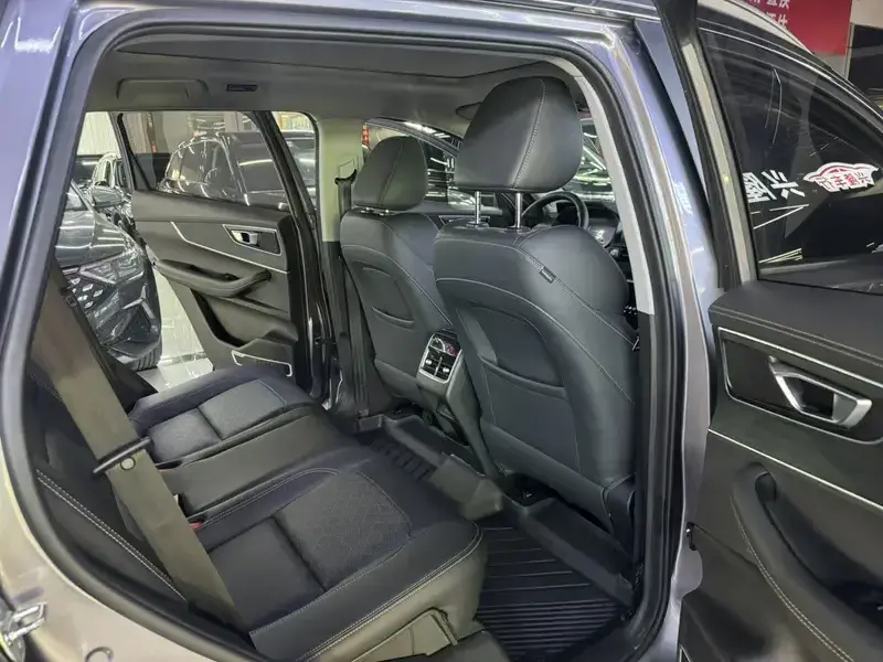 2024 Chery Tiggo 8 с пробегом 42 000 км