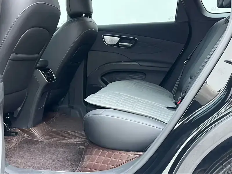 2026 Chery Tiggo 8 с пробегом 5 000 км