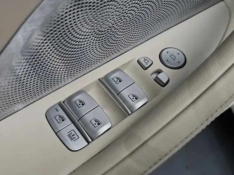 2025 BMW 8 серии с пробегом 6 862 км