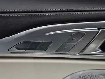 2025 BMW 8 серии с пробегом 6 862 км