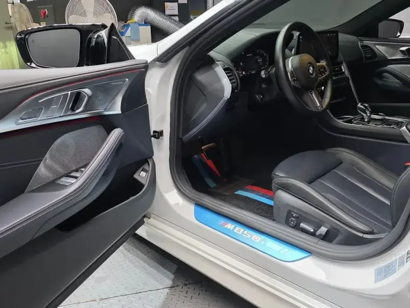 2023 BMW 8 серии с пробегом 26 522 км