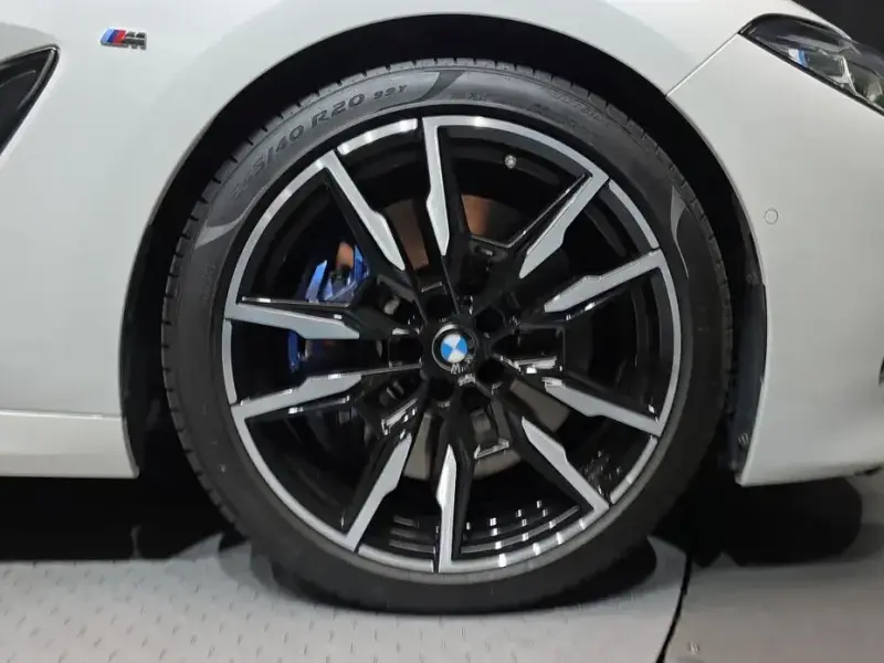 2023 BMW 8 серии с пробегом 26 522 км