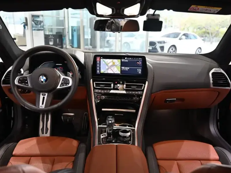 2025 BMW 8 серии с пробегом 22 621 км