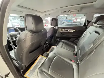 2024 Chery Tiggo 8 Plus с пробегом 29 500 км