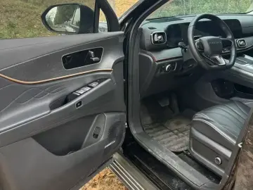 2023 Chery Tiggo 9 с пробегом 30 000 км