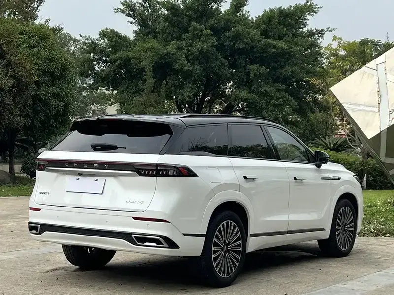 2025 Chery Tiggo 9 с пробегом 10 000 км