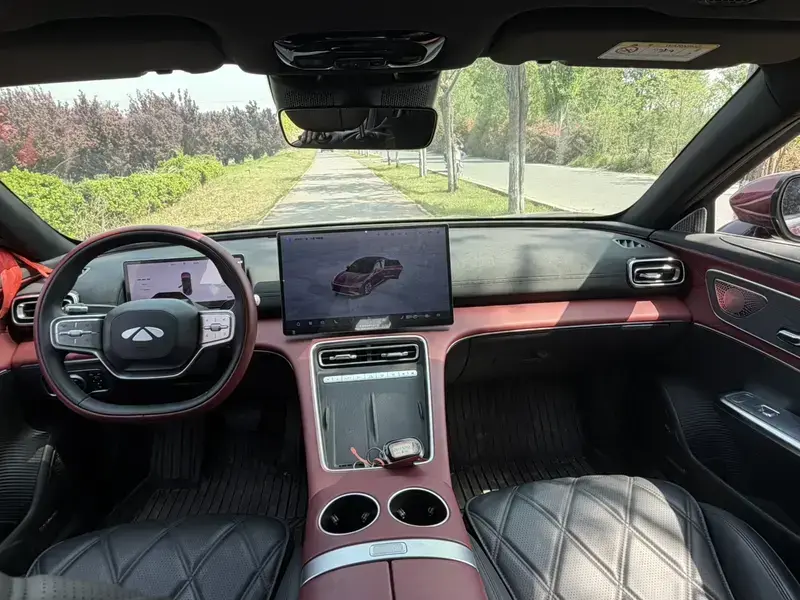 2025 Chery Fulwin A9L с пробегом 10 000 км