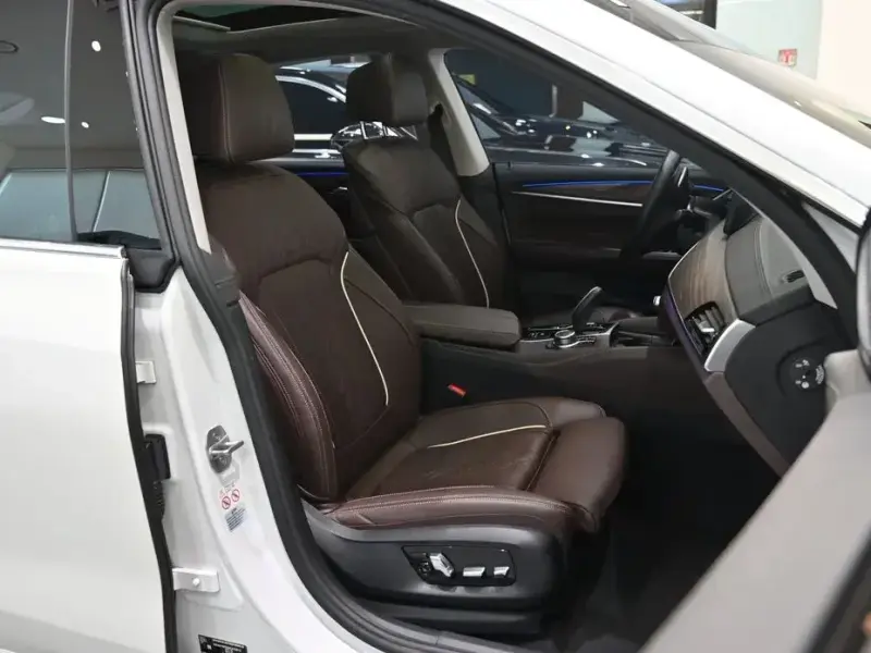 2022 BMW 6 серии с пробегом 61 132 км