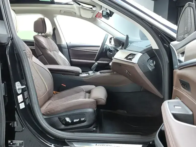 2023 BMW 6 серии с пробегом 18 386 км