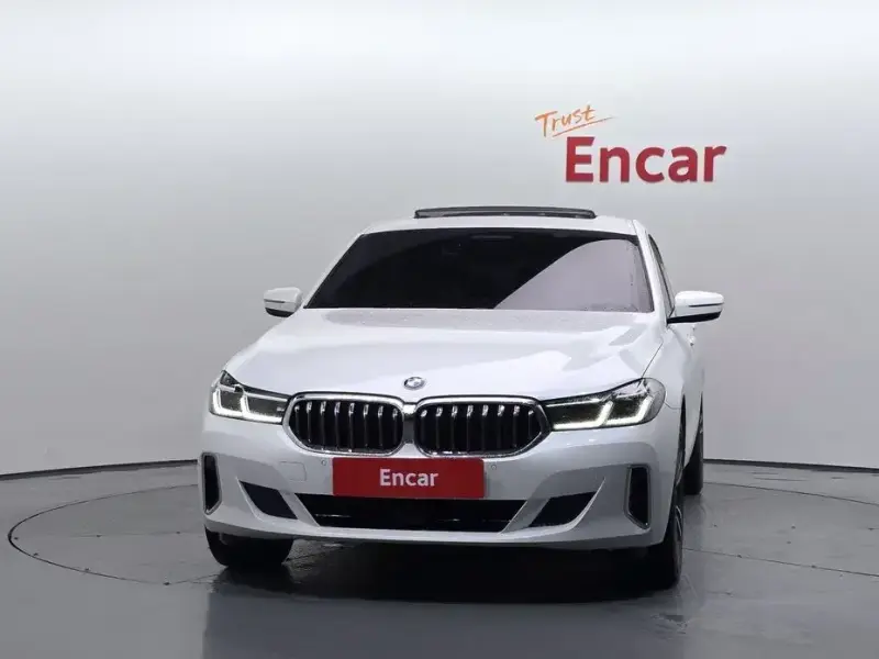 2022 BMW 6 серии с пробегом 64 175 км