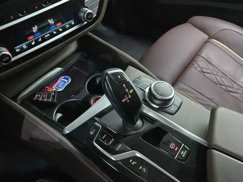 2022 BMW 6 серии с пробегом 64 175 км