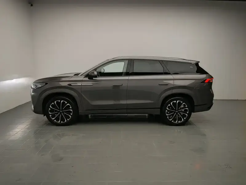 2023 Chery Tiggo 9 с пробегом 9 400 км
