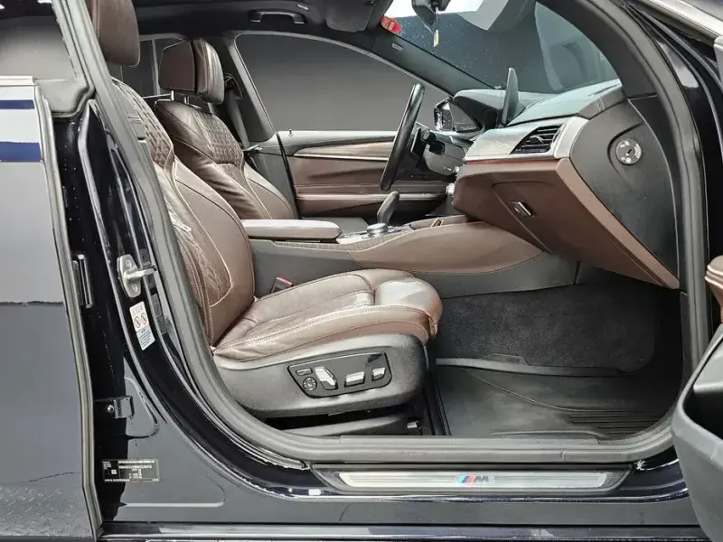 2021 BMW 6 серии с пробегом 125 519 км