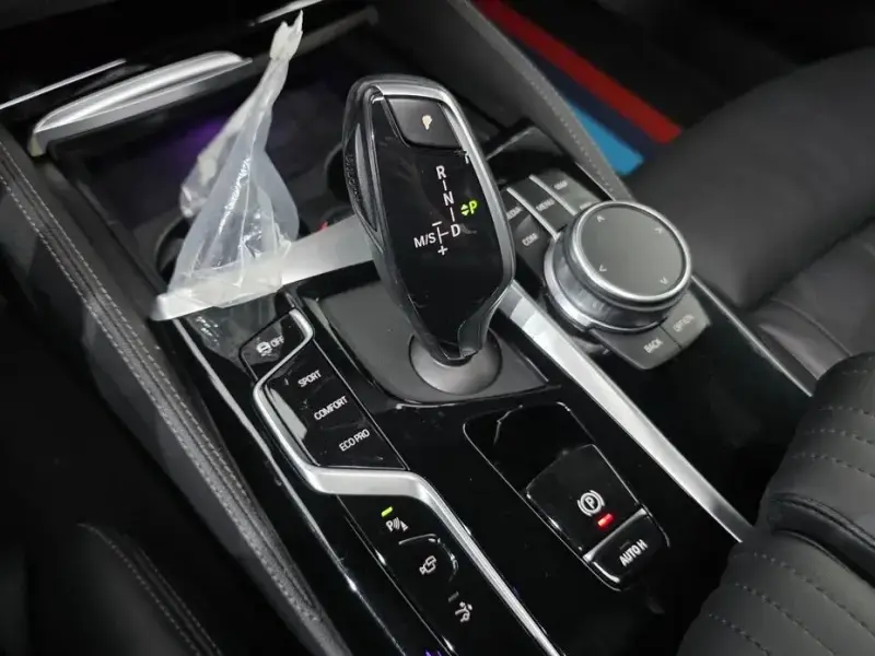 2021 BMW 6 серии с пробегом 99 366 км
